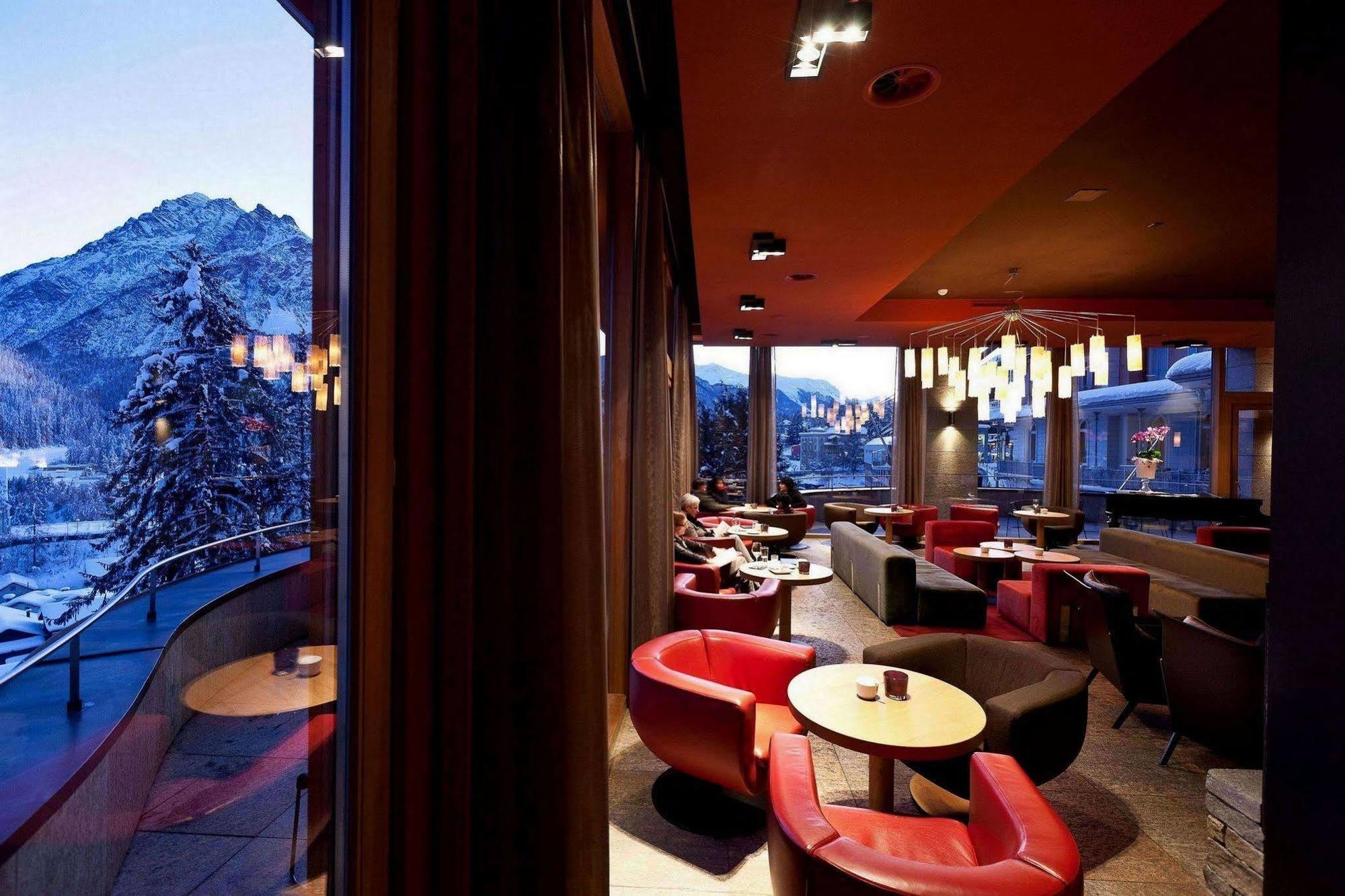 Hotel Belvedere Scuol Restaurant photo